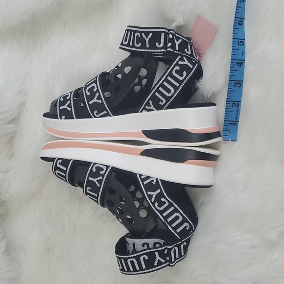 Juicy Couture Impulse Ankle strap Wedge Heel Sandals Size 8 New - Picture 4 of 5